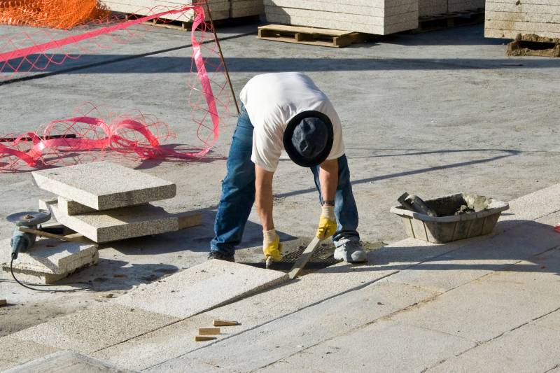 Réalisation de Coulage de dalles en béton pour les sols, terrasses, garages, allées ou cours à Bordeaux, Mérignac, Lormont, Pessac
